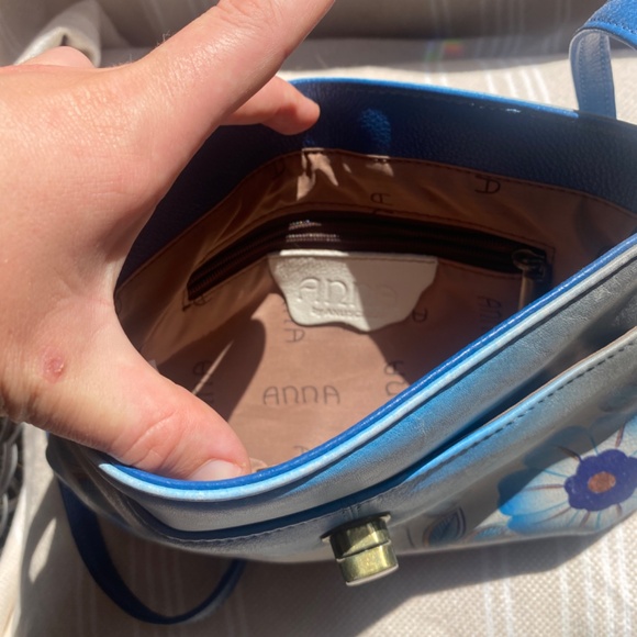 Anna brand blue leather purse - Picture 3 of 5